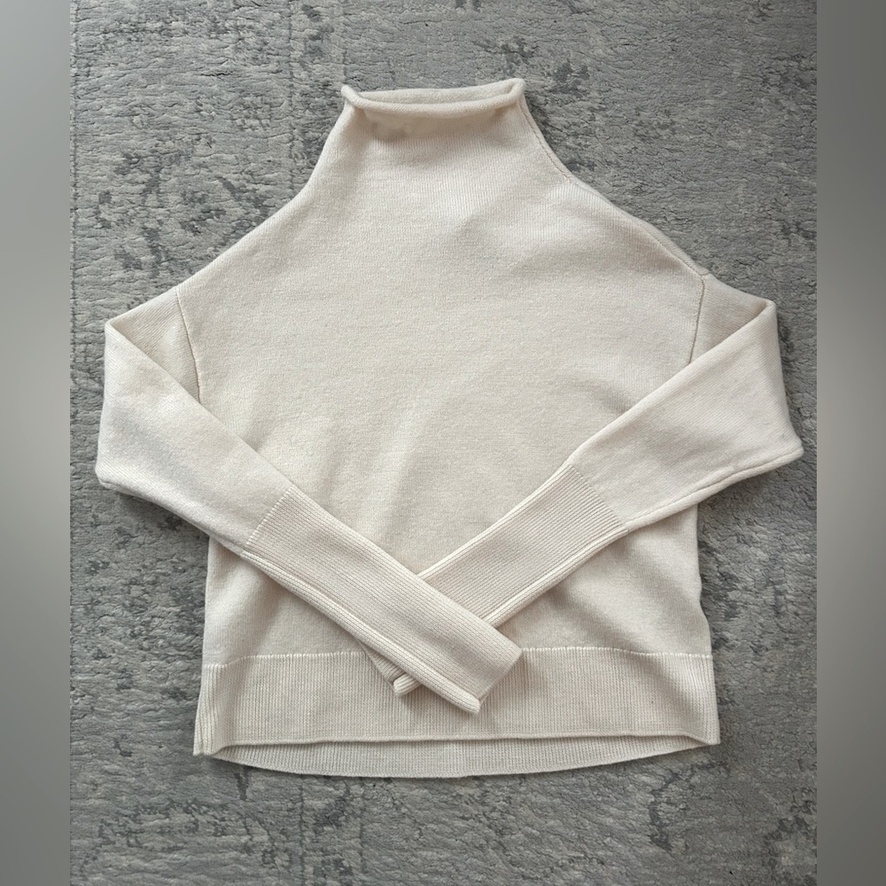 ARITZIA WILFRED CYPRIE SWEATER